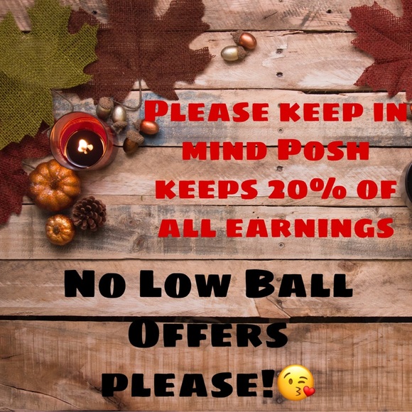 Emerald Green boho acrylic earrings - Picture 2 of 6